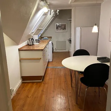 Apartment Cozy In The Heart Of *